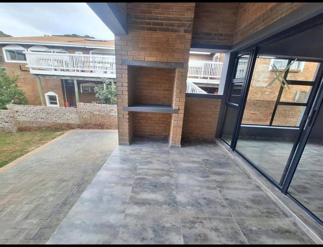 3 BEDROOM TOWNHOUSE FOR SALE IN ISLAND VIEW